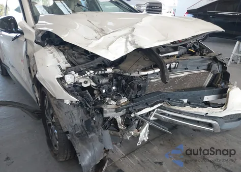 2017 Infiniti Qx30 Premium z USA, uszkodzony, nr VIN SJKCH5CRXHA039565